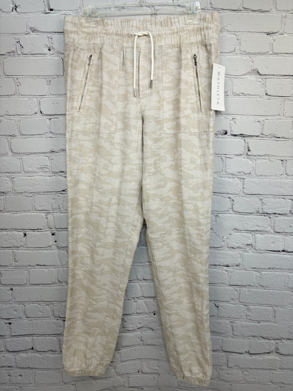 NWT Athleta Cabo Tide Linen Jogger Neutral Camo Sz 6 Tall - Picture 3 of 15